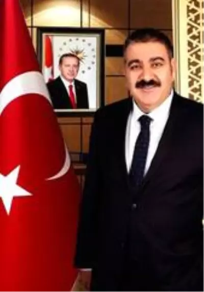 Sunar: 'Cumhuriyet aziz değerimiz' Sunar: 'Cumhuriyet aziz değerimiz'