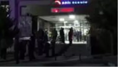 Taziye evinin tabanı çöktü: 11 yaralı Taziye evinin tabanı çöktü: 11 yaralı
