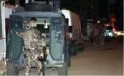 Son dakika haberi... Tekirdağ'da 100 polisle operasyon: 15 gözaltı Son dakika haberi... Tekirdağ'da 100 polisle operasyon: 15 gözaltı