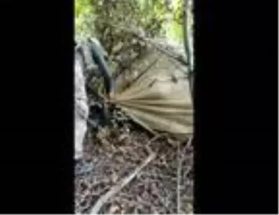 Teröristlerin geldiği 'paramotor' üzerinde parmak izi incelemesi Teröristlerin geldiği 'paramotor' üzerinde parmak izi incelemesi
