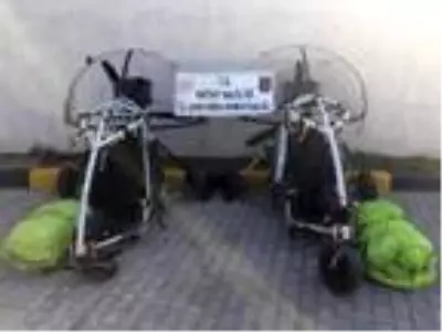 Teröristlerin geldiği 'paramotor' üzerinde parmak izi incelemesi Teröristlerin geldiği 'paramotor' üzerinde parmak izi incelemesi
