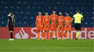 UEFA Şampiyonlar Ligi: M.Başakşehir: 0 - Paris Saint-Germain: 2 (Maç sonucu) UEFA Şampiyonlar Ligi: M.Başakşehir: 0 - Paris Saint-Germain: 2 (Maç sonucu)