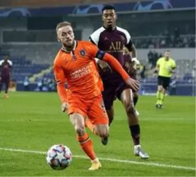 UEFA Şampiyonlar Ligi: Medipol Başakşehir: 0 - Paris Saint-Germain: 0 (Maç devam ediyor) UEFA Şampiyonlar Ligi: Medipol Başakşehir: 0 - Paris Saint-Germain: 0 (Maç devam ediyor)