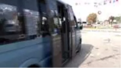 Üsküdar'da toplu taşıma araçları dezenfekte edildi Üsküdar'da toplu taşıma araçları dezenfekte edildi