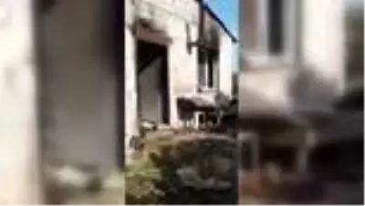 Yangında evleri kullanılamaz hale gelen aile destek bekliyor Yangında evleri kullanılamaz hale gelen aile destek bekliyor