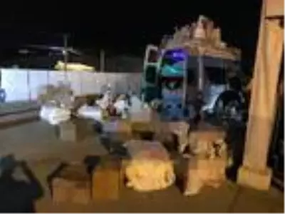 Son dakika gündem: Yolcu minibüsündeki peynir bidonundan 31 kilo eroin çıktı Son dakika gündem: Yolcu minibüsündeki peynir bidonundan 31 kilo eroin çıktı