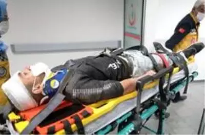 Yoldan çıkıp takla atan aracın sürücüsü yaralandı Yoldan çıkıp takla atan aracın sürücüsü yaralandı
