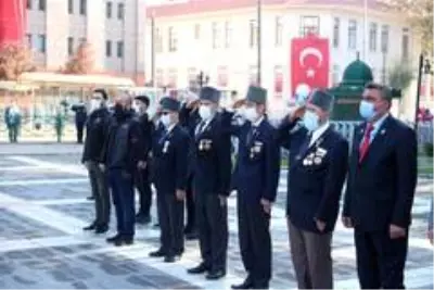 29 Ekim Cumhuriyet Bayramı Eskişehir'de de törenle kutlandı 29 Ekim Cumhuriyet Bayramı Eskişehir'de de törenle kutlandı