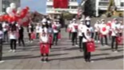 29 Ekim Cumhuriyet Bayramı kutlanıyor 29 Ekim Cumhuriyet Bayramı kutlanıyor