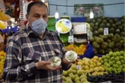 Eriğin kilosu çeyrek altınla yarışıyor: 3 tanesi 40, kilosu 800 liradan satılıyor Eriğin kilosu çeyrek altınla yarışıyor: 3 tanesi 40, kilosu 800 liradan satılıyor