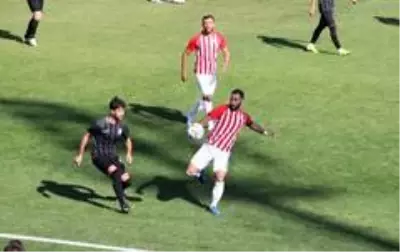 3. Lig: Karaman Belediyespor: 5 Ceyhanspor: 1 3. Lig: Karaman Belediyespor: 5 Ceyhanspor: 1