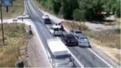 Son dakika haber! Düğün konvoyundaki kaza kameraya böyle yansıdı