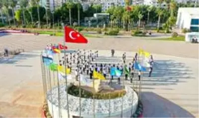 97. yıla özel, 97 öğrenci ile Cumhuriyet klibi 97. yıla özel, 97 öğrenci ile Cumhuriyet klibi