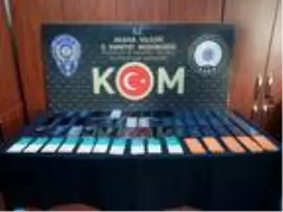 Adana'da gümrük kaçağı 116 cep telefonu ele geçirildi Adana'da gümrük kaçağı 116 cep telefonu ele geçirildi