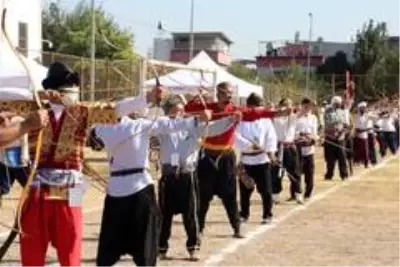 Adana'da Okçuluk Türkiye Şampiyonası Bölge Elemeleri Adana'da Okçuluk Türkiye Şampiyonası Bölge Elemeleri
