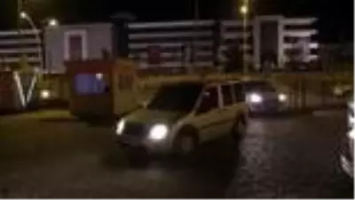 Adana'dan gelip Çankırı'daki eşini öldüren zanlı tutuklandı Adana'dan gelip Çankırı'daki eşini öldüren zanlı tutuklandı
