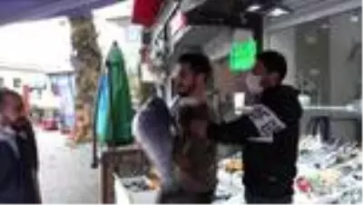 Ağlara takılan 15 kilogramlık levrek şaşırttı - DÜZCE Ağlara takılan 15 kilogramlık levrek şaşırttı - DÜZCE