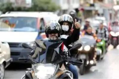 Antalya'da motosikletli kortejle Cumhuriyet kutlaması Antalya'da motosikletli kortejle Cumhuriyet kutlaması