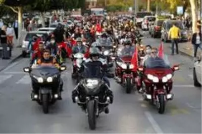 Antalya'da motosikletli kortejle Cumhuriyet kutlaması Antalya'da motosikletli kortejle Cumhuriyet kutlaması