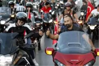 Antalya'da motosikletli kortejle Cumhuriyet kutlaması Antalya'da motosikletli kortejle Cumhuriyet kutlaması