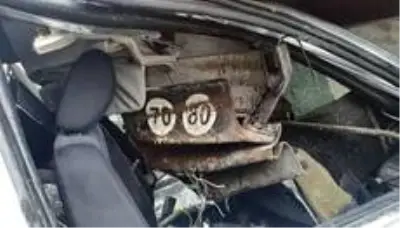 Aydın-İzmir otobanında can pazarı...Metal yığınına dönen bu araçtan sağ çıktılar Aydın-İzmir otobanında can pazarı...Metal yığınına dönen bu araçtan sağ çıktılar
