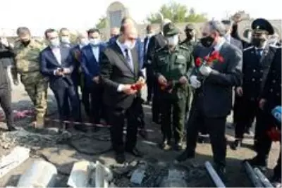 - Azerbaycan Cumhurbaşkanı Yardımcısı Hacıyev, Ermenistan'ın saldırdığı Berde'de- Azerbaycan Cumhurbaşkanı Yardımcısı Hikmet Hacıyev: - 'Ermeniler,... - Azerbaycan Cumhurbaşkanı Yardımcısı Hacıyev, Ermenistan'ın saldırdığı Berde'de- Azerbaycan Cumhurbaşkanı Yardımcısı Hikmet Hacıyev: - 'Ermeniler,...