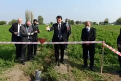 - Azerbaycan Cumhurbaşkanı Yardımcısı Hacıyev, Ermenistan'ın saldırdığı Berde'de- Azerbaycan Cumhurbaşkanı Yardımcısı Hikmet Hacıyev: - 'Ermeniler,... - Azerbaycan Cumhurbaşkanı Yardımcısı Hacıyev, Ermenistan'ın saldırdığı Berde'de- Azerbaycan Cumhurbaşkanı Yardımcısı Hikmet Hacıyev: - 'Ermeniler,...