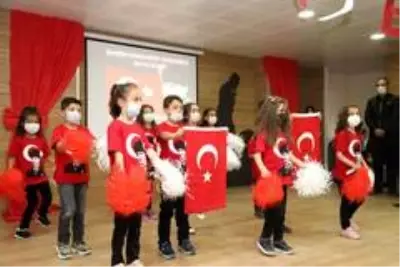 29 Ekim Cumhuriyet Bayramı kutlanıyor 29 Ekim Cumhuriyet Bayramı kutlanıyor