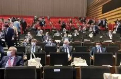 Başkan Ergün TBB encümen üyeliğine tekrar seçildi Başkan Ergün TBB encümen üyeliğine tekrar seçildi