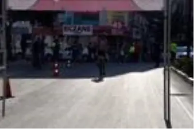 Bingöl'de pedallar cumhuriyet için çevrildi Bingöl'de pedallar cumhuriyet için çevrildi