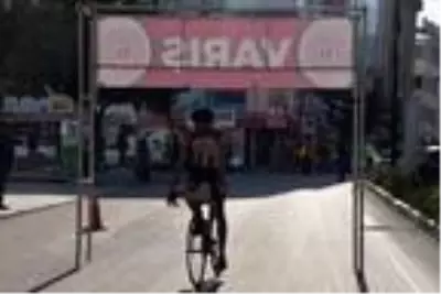 Bingöl'de pedallar cumhuriyet için çevrildi Bingöl'de pedallar cumhuriyet için çevrildi