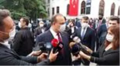Vaka sayısının yüzde 84 arttığı Bursa'da sokağa çıkma yasağı gelecek mi? Vali Bilim Kurulu'nu işaret etti Vaka sayısının yüzde 84 arttığı Bursa'da sokağa çıkma yasağı gelecek mi? Vali Bilim Kurulu'nu işaret etti