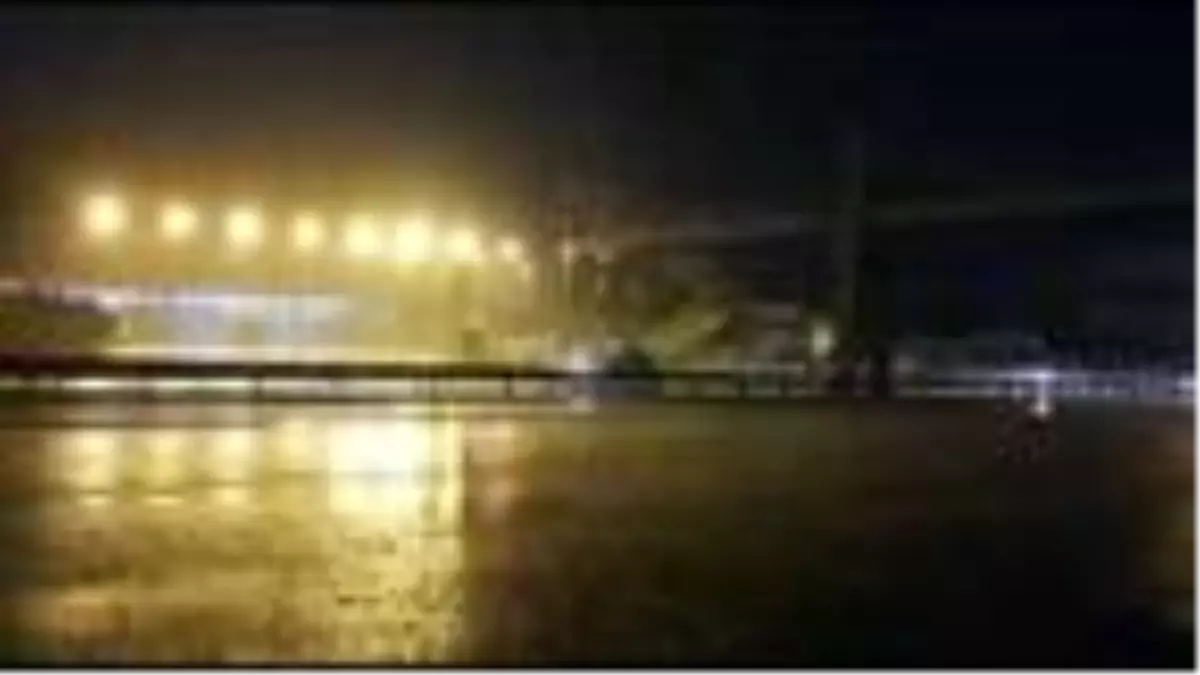 Büyükçekmece'de yağış etkili oluyor