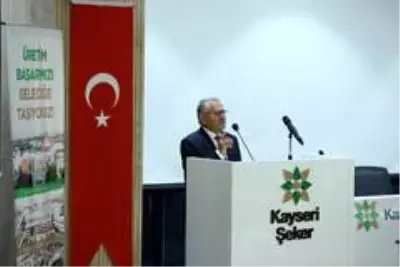 Kayseri'de 1000 çiftçi çocuğuna tablet hediye edildi Kayseri'de 1000 çiftçi çocuğuna tablet hediye edildi