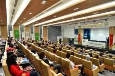 Kayseri'de 1000 çiftçi çocuğuna tablet hediye edildi Kayseri'de 1000 çiftçi çocuğuna tablet hediye edildi