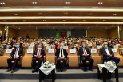 Kayseri'de 1000 çiftçi çocuğuna tablet hediye edildi Kayseri'de 1000 çiftçi çocuğuna tablet hediye edildi