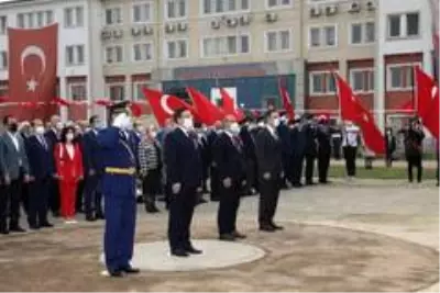 Cumhuriyet Bayramı'nda şehitler unutulmadı Cumhuriyet Bayramı'nda şehitler unutulmadı