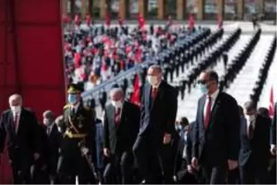 Son Dakika | Cumhuriyet Bayramı törenleri Anıtkabir'de başladı Son Dakika | Cumhuriyet Bayramı törenleri Anıtkabir'de başladı