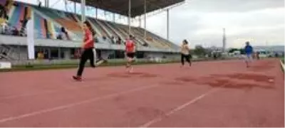Cumhuriyet kupası atletizm yarışları yapıldı Cumhuriyet kupası atletizm yarışları yapıldı