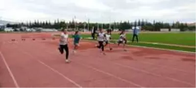 Cumhuriyet kupası atletizm yarışları yapıldı Cumhuriyet kupası atletizm yarışları yapıldı
