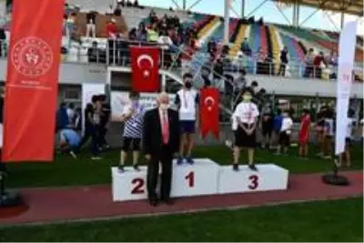 Cumhuriyet kupası atletizm yarışları yapıldı Cumhuriyet kupası atletizm yarışları yapıldı