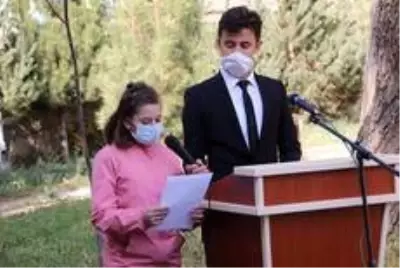 Cumhuriyetin 97. yılı Hizan'da coşkuyla kutlandı Cumhuriyetin 97. yılı Hizan'da coşkuyla kutlandı