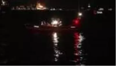 Dalgıçlar 29 Ekim Cumhuriyet Bayramı'nda denizde bayrak açtı Dalgıçlar 29 Ekim Cumhuriyet Bayramı'nda denizde bayrak açtı