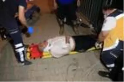 Dengesini kaybedip, kanala düşen kişi kurtarıldı Dengesini kaybedip, kanala düşen kişi kurtarıldı