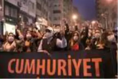 Denizli'de coşkulu Cumhuriyet Yürüyüşü Denizli'de coşkulu Cumhuriyet Yürüyüşü