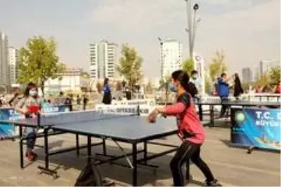 Diyarbakırlı çocuk ve gençlerden spor şöleni coşkusu Diyarbakırlı çocuk ve gençlerden spor şöleni coşkusu