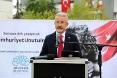 Nilüfer Belediye Başkanı Erdem: 'Cumhuriyeti unutmayacağız, unutturmayacağız' Nilüfer Belediye Başkanı Erdem: 'Cumhuriyeti unutmayacağız, unutturmayacağız'