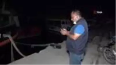 Erdemli'de amatör balıkçı kayığı battı: 2 kişi sağ kurtuldu Erdemli'de amatör balıkçı kayığı battı: 2 kişi sağ kurtuldu