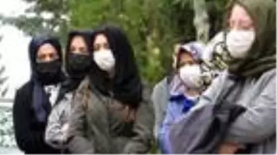Eski nişanlısının öldürdüğü genç kız ve annesi toprağa verildi Eski nişanlısının öldürdüğü genç kız ve annesi toprağa verildi