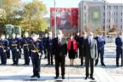 29 Ekim Cumhuriyet Bayramı kutlanıyor 29 Ekim Cumhuriyet Bayramı kutlanıyor